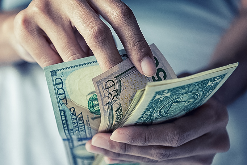 Amerikaanse dollars wisselen