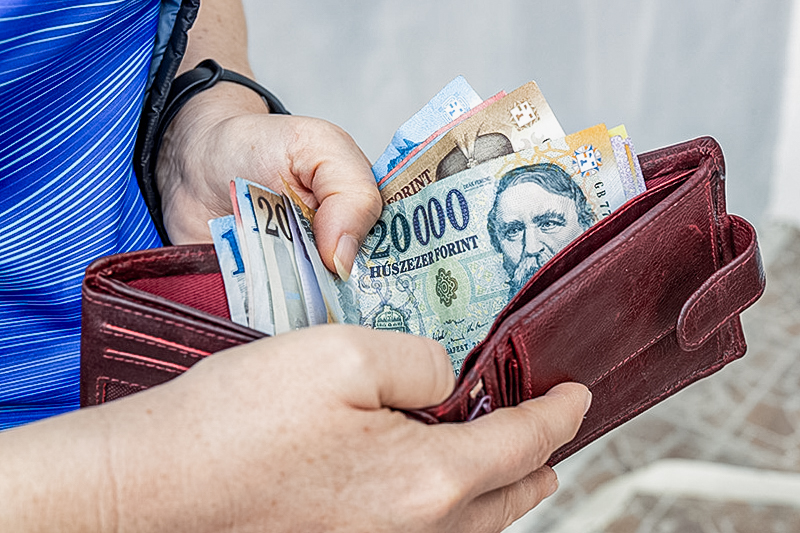 Overgebleven Hongaarse forinten wisselen