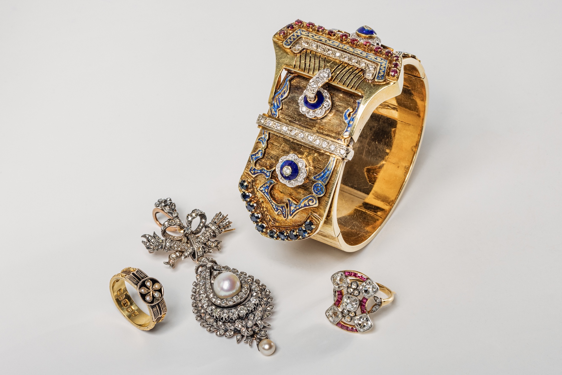 An example of some jewelry from the collection
