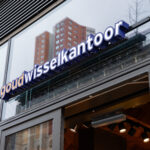 Goudwisselkantoor naam bord gevel