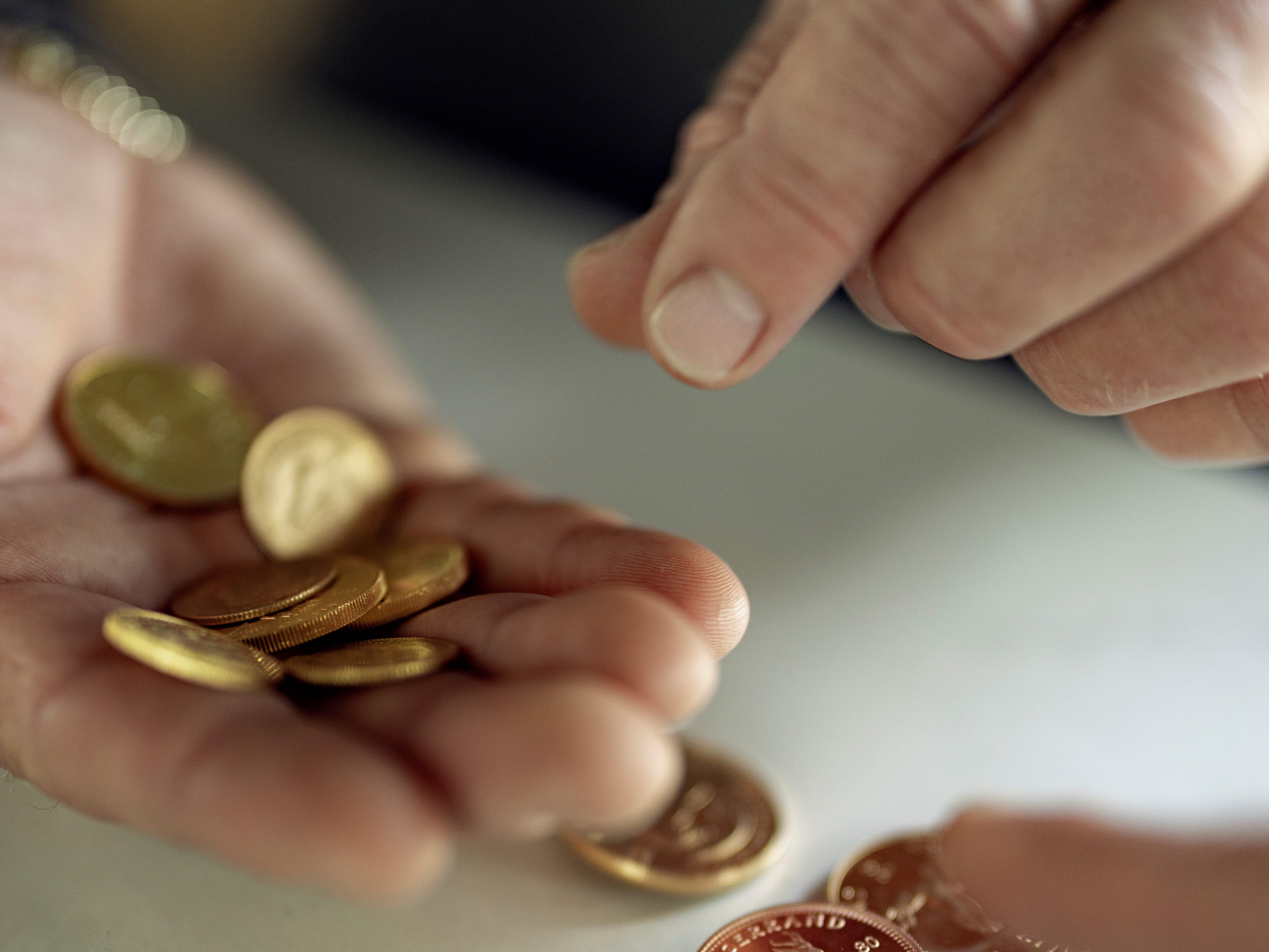 Terwijl goudmarkt stabiliseert, behoudt Goudwisselkantoor groei in 1e semester